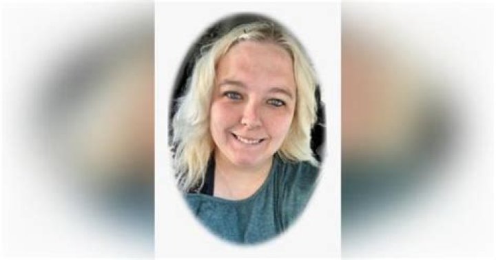 Amanda Arnold obituary