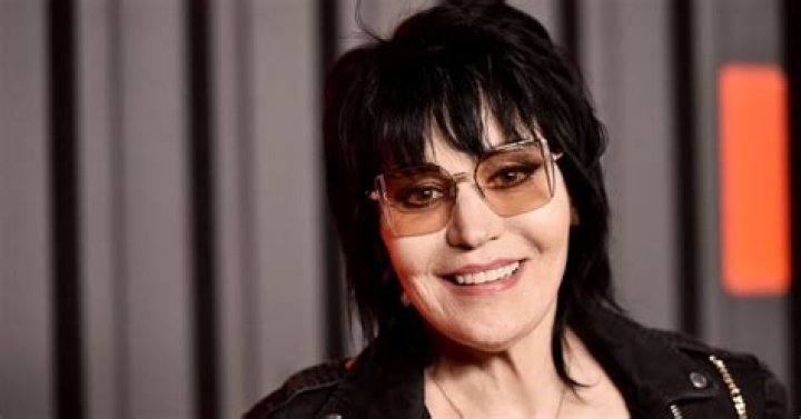 “Assume away, go ahead”: Joan Jett Refuses to Bring Her Romantic Partner under the Public Scrutiny