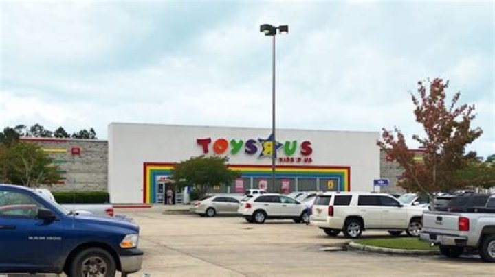 Discount grocery store chain buys former Slidell Toys “R” Us property