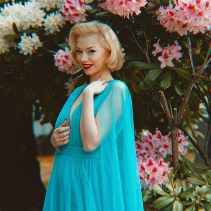 Pinuppixie Tiktok Age: How Old Is The TikTok Star?