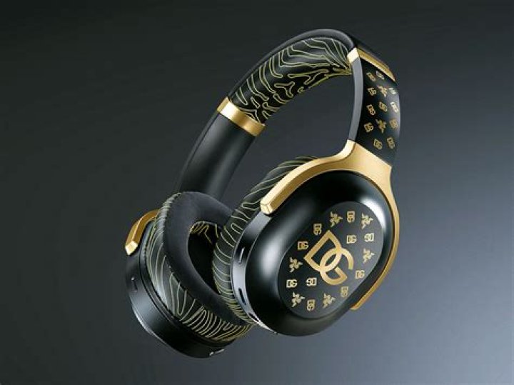 Rihanna Sells Out $9000 Dolce & Gabanna Headphones