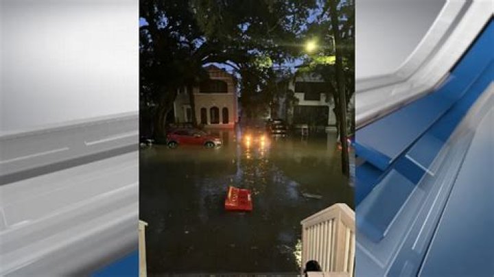 Storm leaves flooded streets across New Orleans